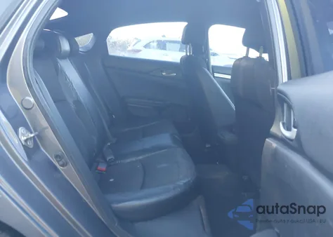 2019 Honda Civic Sport z USA, uszkodzony, nr VIN 19XFC2F89KE009722